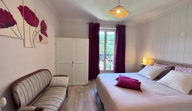 Le 130 - 1 chambre - Wifi - Proche Parc Thermal - 2 personnes