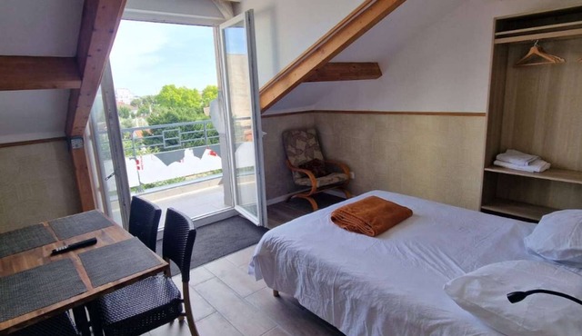 Le 60 - ODI RENT - In front of Le Bourget AIRPORT