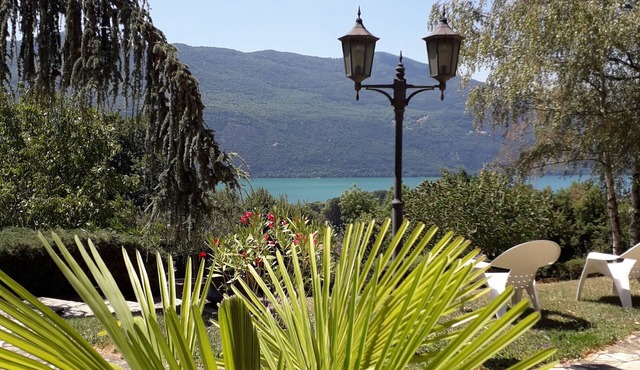 Le Balcon du Lac