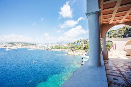 LE CAP DE NICE VI4150 by RIVIERA HOLIDAY HOMES