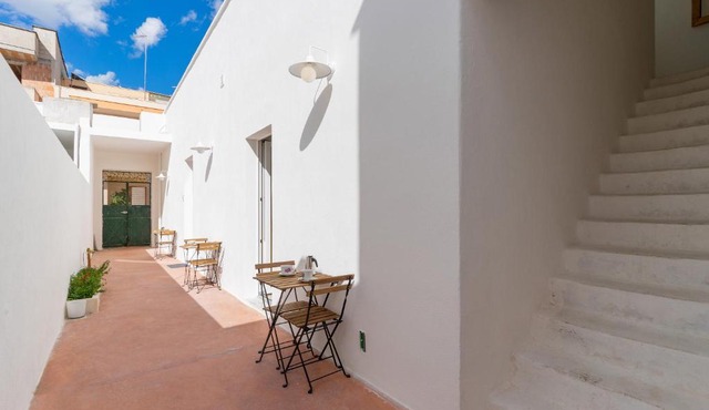 LE CASE camere indipendenti con uso di cucina e terrazza attrezzata