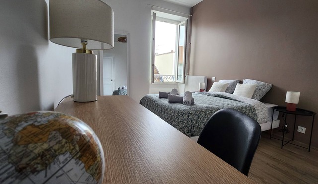 Le central, a spacious one-bedroom apartment in the heart of Jurançon