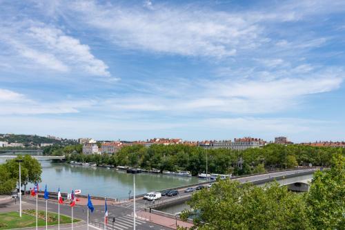 Le Central RHÔNE Vue exceptionnelle 2 Personnes