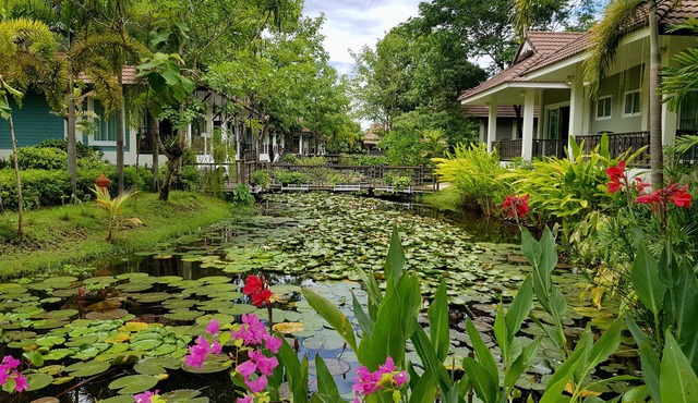 Le Charme Sukhothai Historical Park Resort