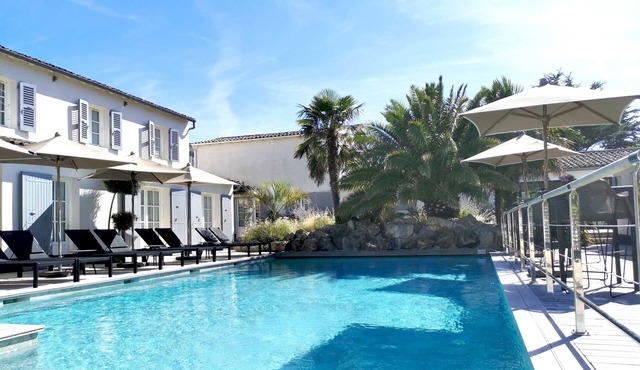 Le Clos Saint-Martin Hôtel & Spa