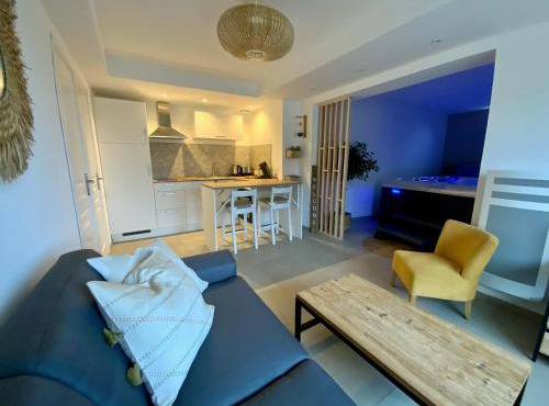 Le gîte de campagnette avec son jacuzzi privatif
