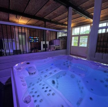 Le Gîte des Ecuries SPA, Domaine de Foreste