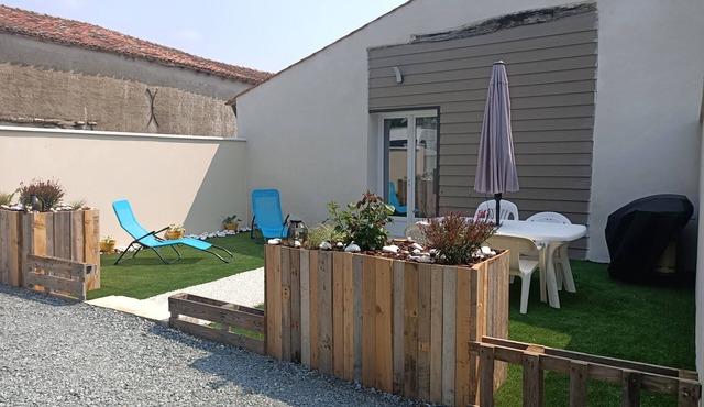Le Hangar de Mamie small country cottage