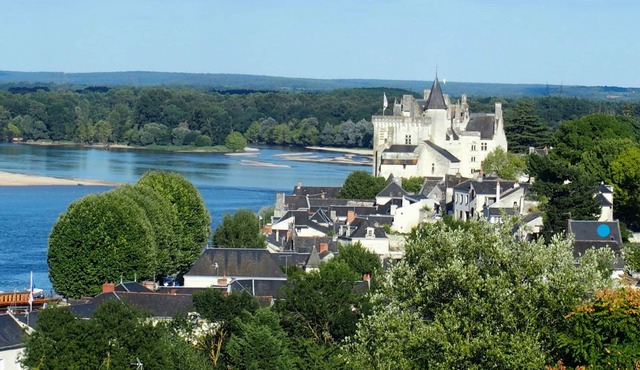 Le Logis des Abbesses - A hanging garden on the Loire.