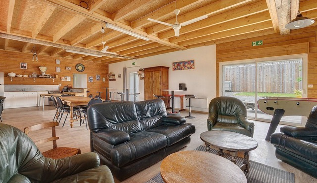 Le Nid Longère – Studio and Living Area