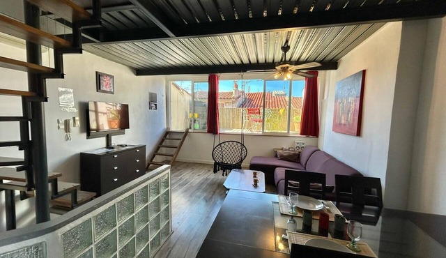 Le Panier- Superb duplex with sea view, terrace and spa bath