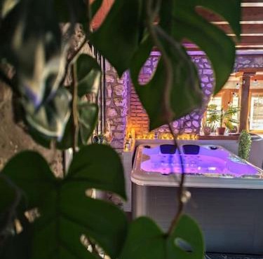 Le Petit Paradis