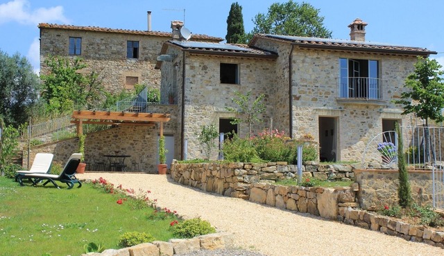 Le Redi country villa with views over Chianti hills Siena, Tuscany