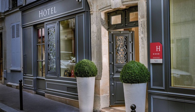 Le Relais Montmartre