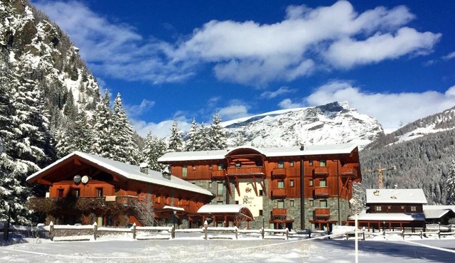 Le Rocher Hotel