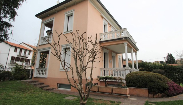 Le Rondini by Interhome