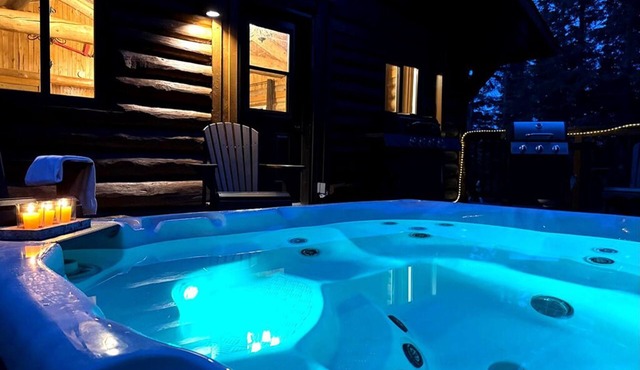 Le RUSTIK SPA privé/Table de Billard/foyer 5 rooms:9 queen-size beds-2 sofa beds