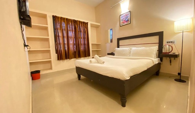 Le Serenity Residency