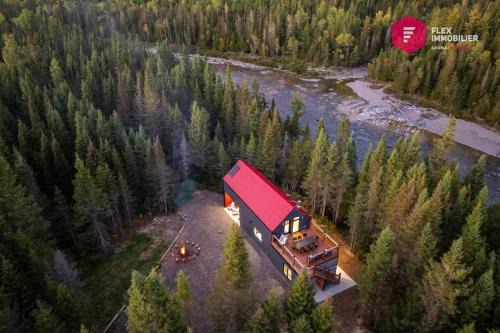 Le Singing Salmon de Bonaventure - Chalet autonome Bord de rivière - Gaspésie