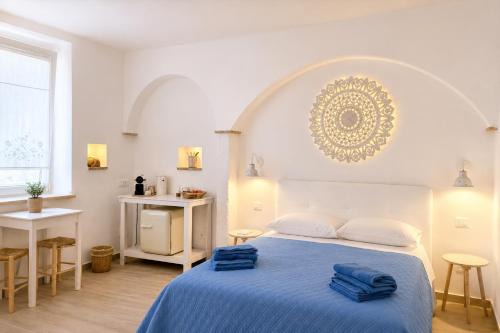 Le Stanze a Le Castella sul mare Camere nuove in stile mediterraneo