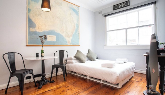 "Le Studio" at Potts Point