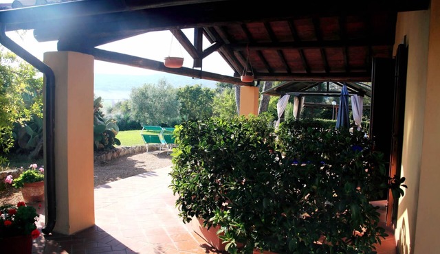 Le Torrette Etrusche Room 6 – Comfort and Relaxation in Capalbio