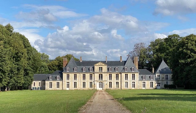 Le Verger - Studio Apartment, Sleeps 15
