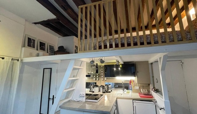 Lease Mobility Studio near Marais
