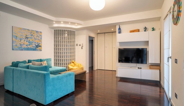 Lecco Center - Authentic yet modern retreat