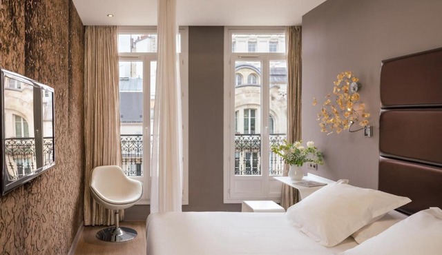 Legend Hôtel Paris
