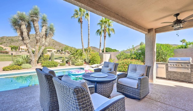 'Legends Oasis' + Pool & Hot Tub on Fairways!