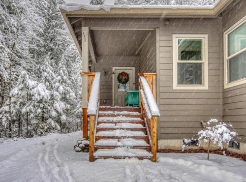 Leilani Cottage -Meredith Lodging