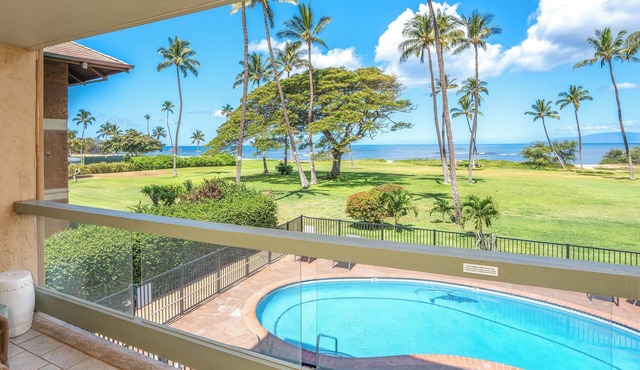 Leinaala Oceanfront #200 2nd Floor unit, Large End Unit, Oceanfront Complex!