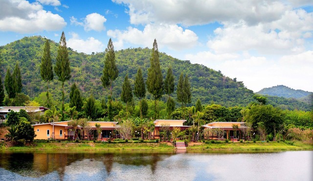 Lemon Chalet Kaeng Krachan Resort