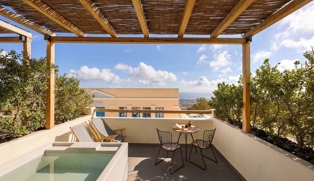 Lemon Suites Santorini