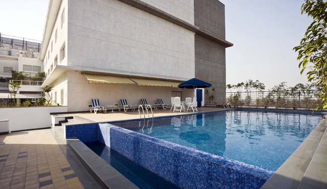 Lemon Tree Hotel, East Delhi Mall, Kaushambi