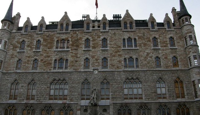 Leon Walking Tour