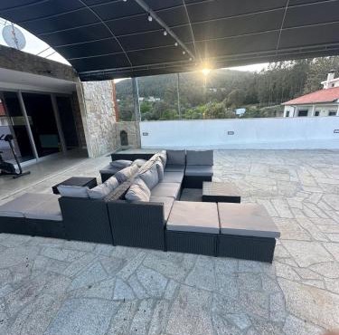 Leonchic - Guest House com Piscina de Água Salgada