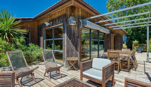 Les Bains Douche by Interhome
