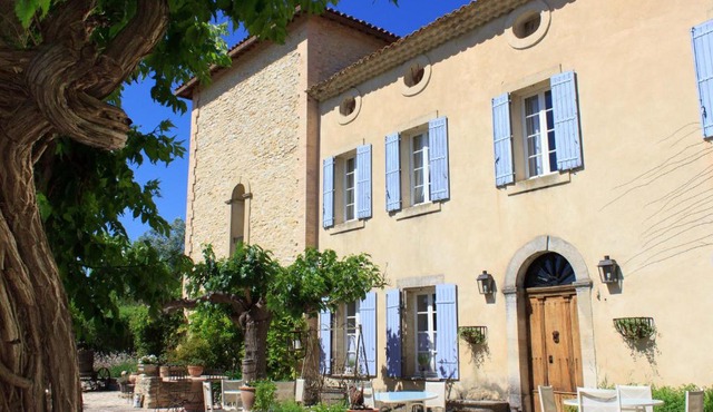 Les Carmes and spa