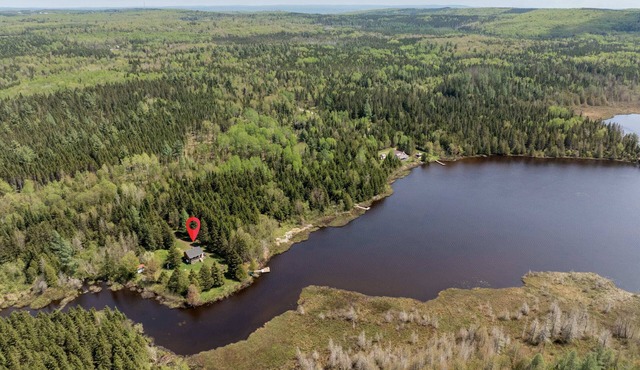 Les Chalets au Lac Volet - Private Lake - Chalet 2