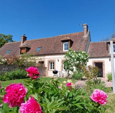 Les Clématites, maison de campagne.