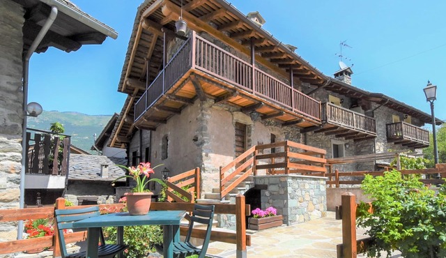 Les Cors by Interhome