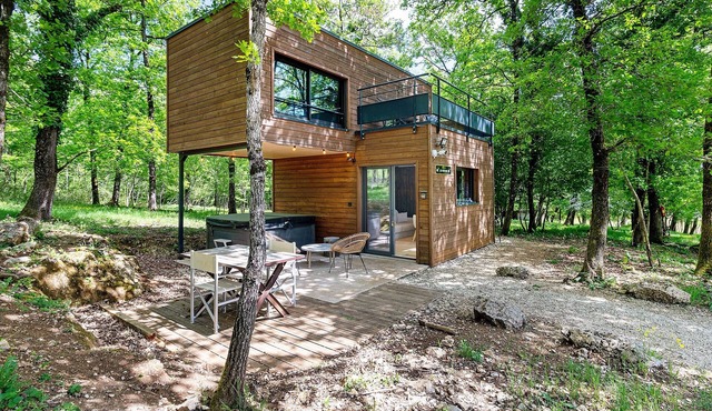 Les Crouquets Truffle Spa Cabin