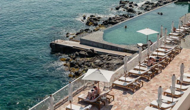 Les Roches Rouges, a Beaumier hotel