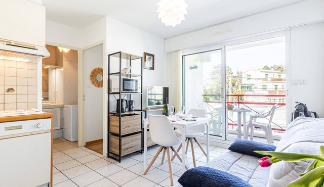 Les Sternes by Interhome