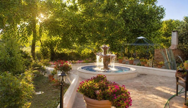 Lesvos Garden Retreats - Mountain Voyage Residences