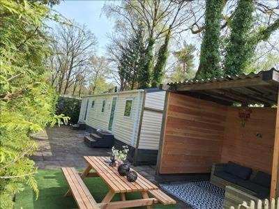 Leuke 6 persoons stacaravan op top locatie!