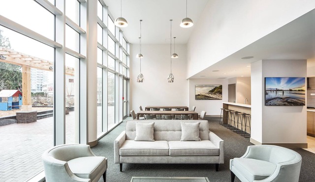 Level Richmond- One Bedroom Suite