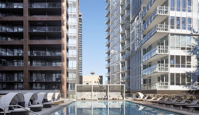 Level Seattle◆ Deluxe One Bedroom Suite